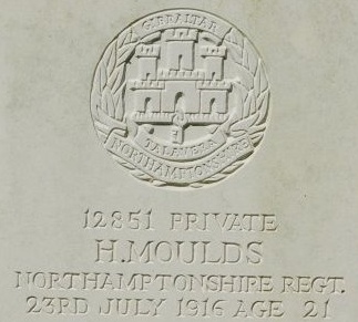 Gravestone of Private Moulds